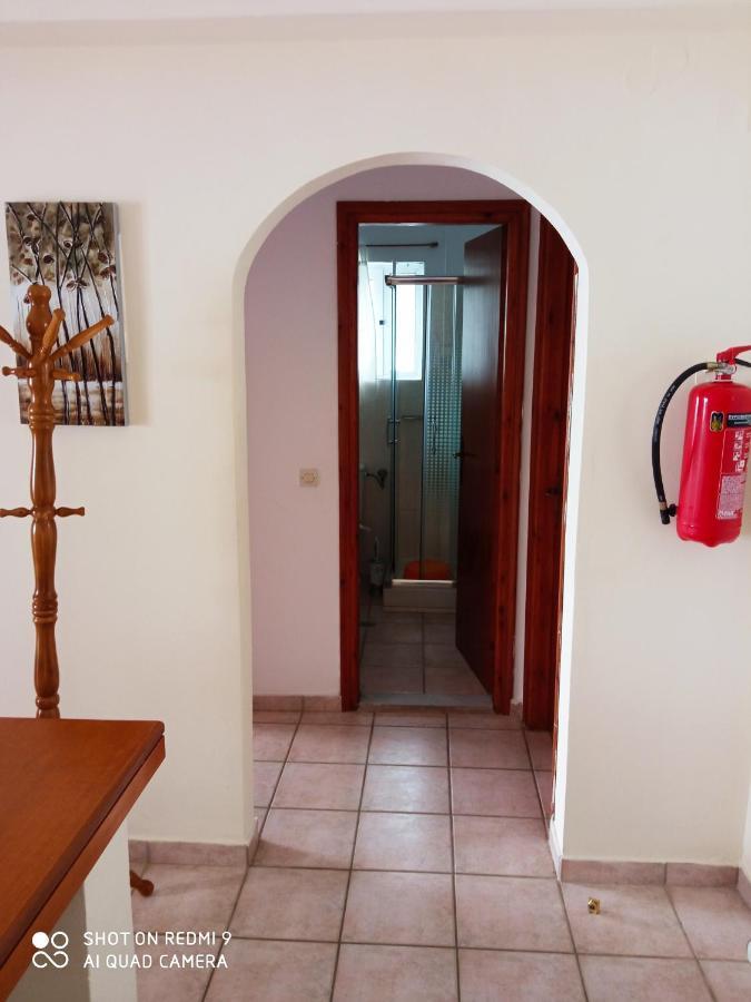 Cozy Apartment Few Mins From Beach Corfu อายีโอส เยออร์ยิโอส ปากอน ภายนอก รูปภาพ
